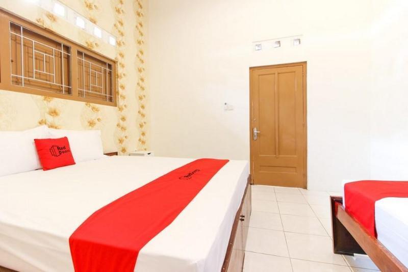 Reddoorz Near Rs Sarjito Yogyakarta Hotel Ngoại thất bức ảnh